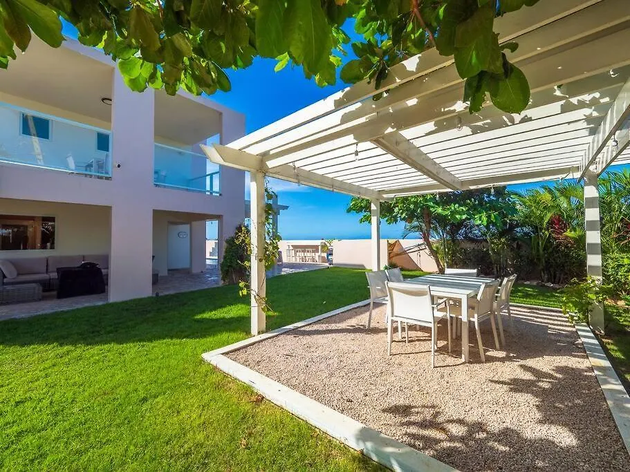 Casa Del Mar - Large Ocean Front Home On Sandy Beach With Pool Loiza Villa