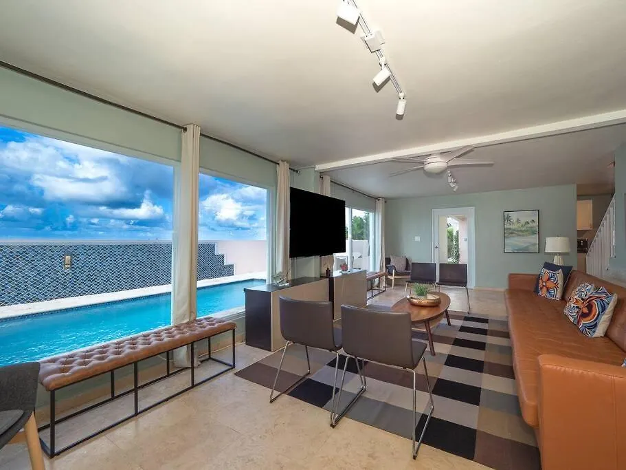 Casa Del Mar - Large Ocean Front Home On Sandy Beach With Pool Loiza Villa