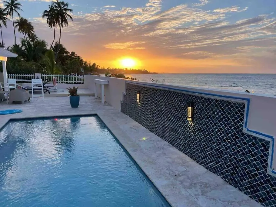 Casa Del Mar - Large Ocean Front Home On Sandy Beach With Pool Loiza 0*,  Portoriko