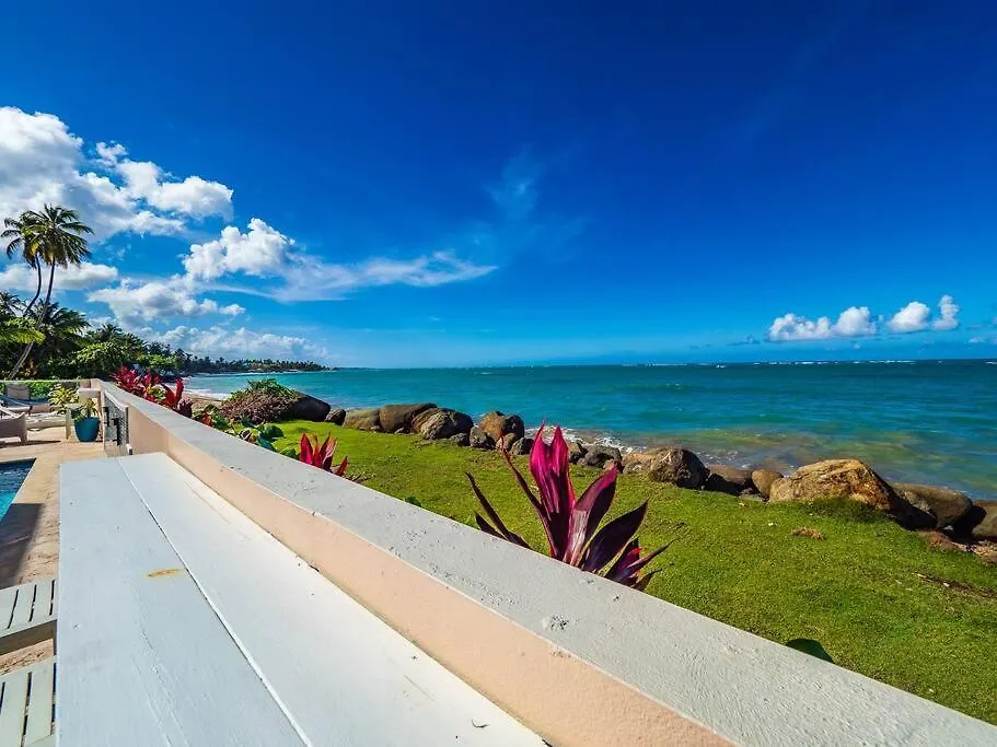 Casa Del Mar - Large Ocean Front Home On Sandy Beach With Pool Loiza Vila