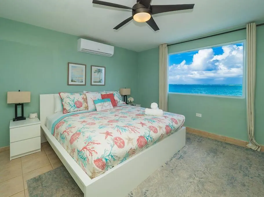 Vila Casa Del Mar - Large Ocean Front Home On Sandy Beach With Pool Loiza