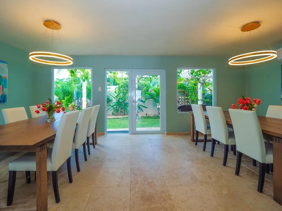 Casa Del Mar - Large Ocean Front Home On Sandy Beach With Pool Loiza 0*,  Portoriko